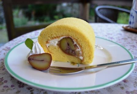 能勢栗のロールケーキ 能勢栗のロールケーキの写真
